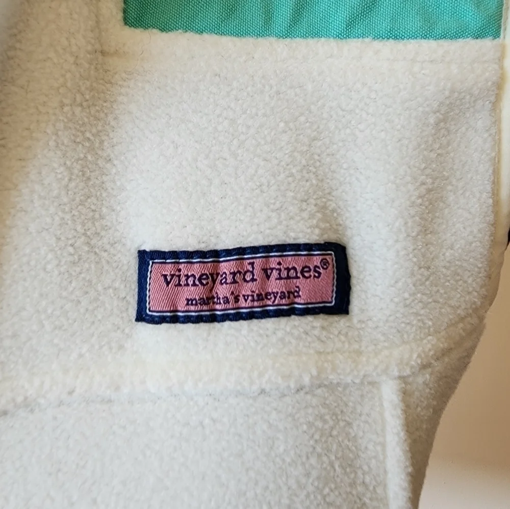 Vineyard Vines womens shep vest white & aqua size S.